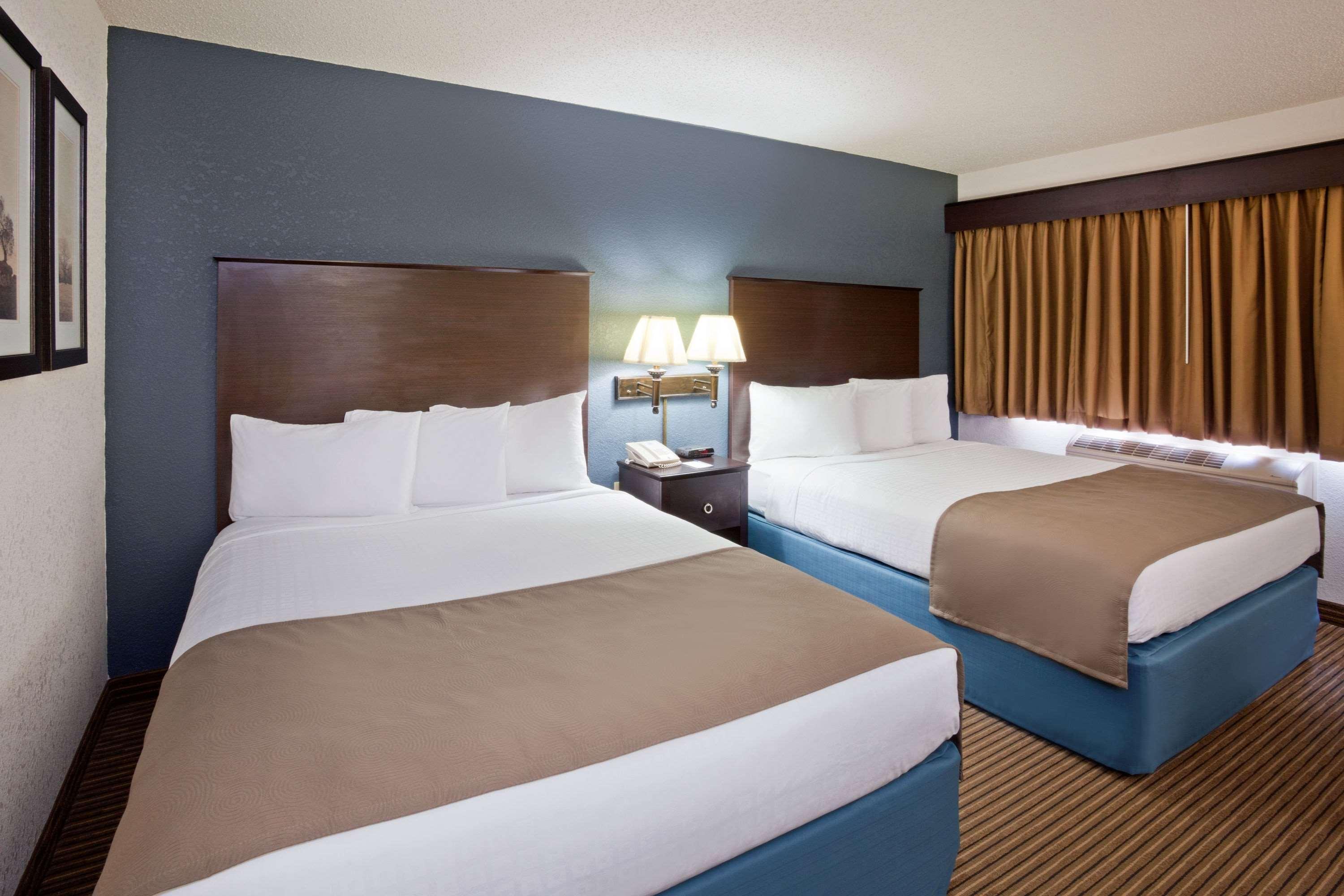 Americinn By Wyndham Menominee Exterior photo