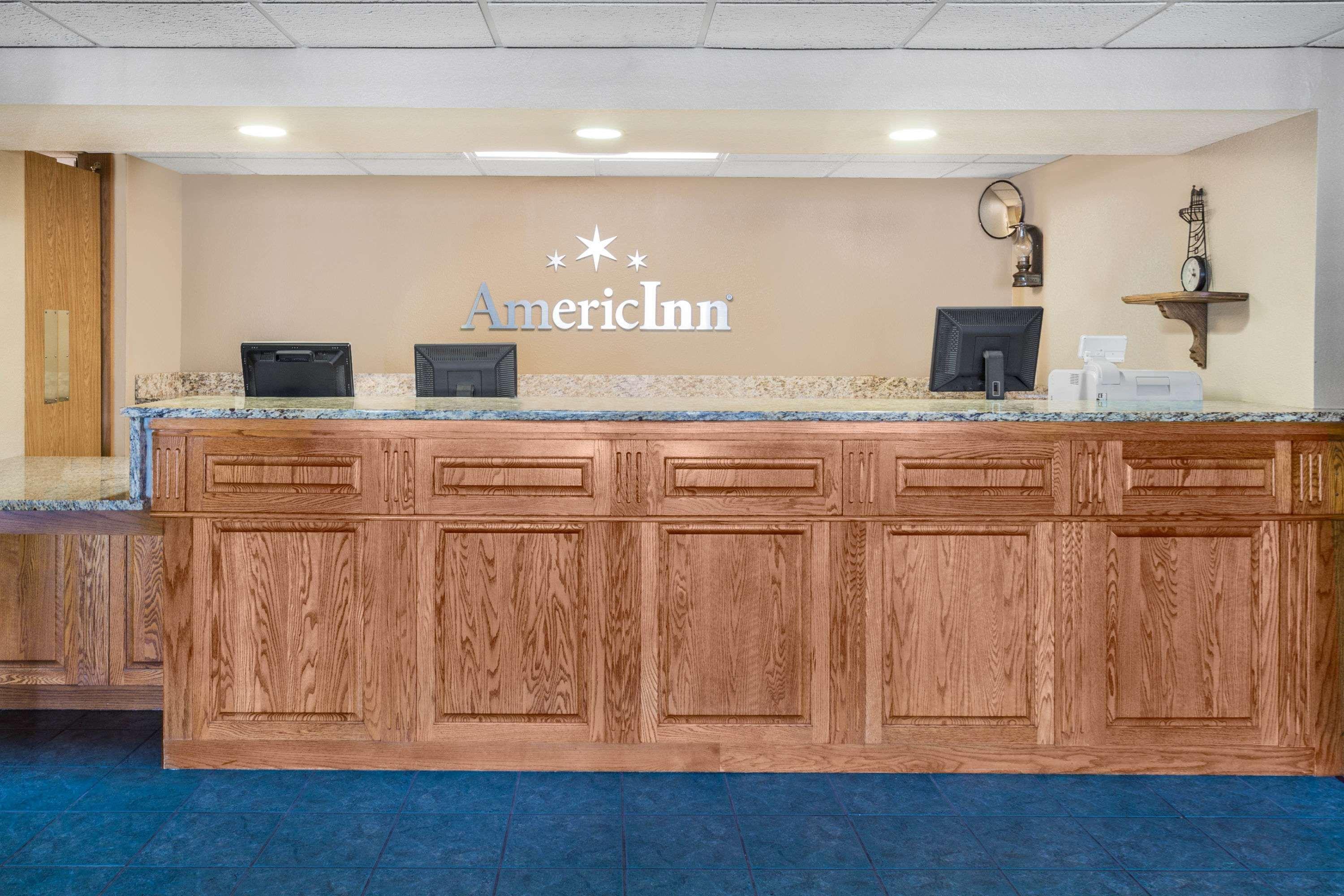 Americinn By Wyndham Menominee Exterior photo