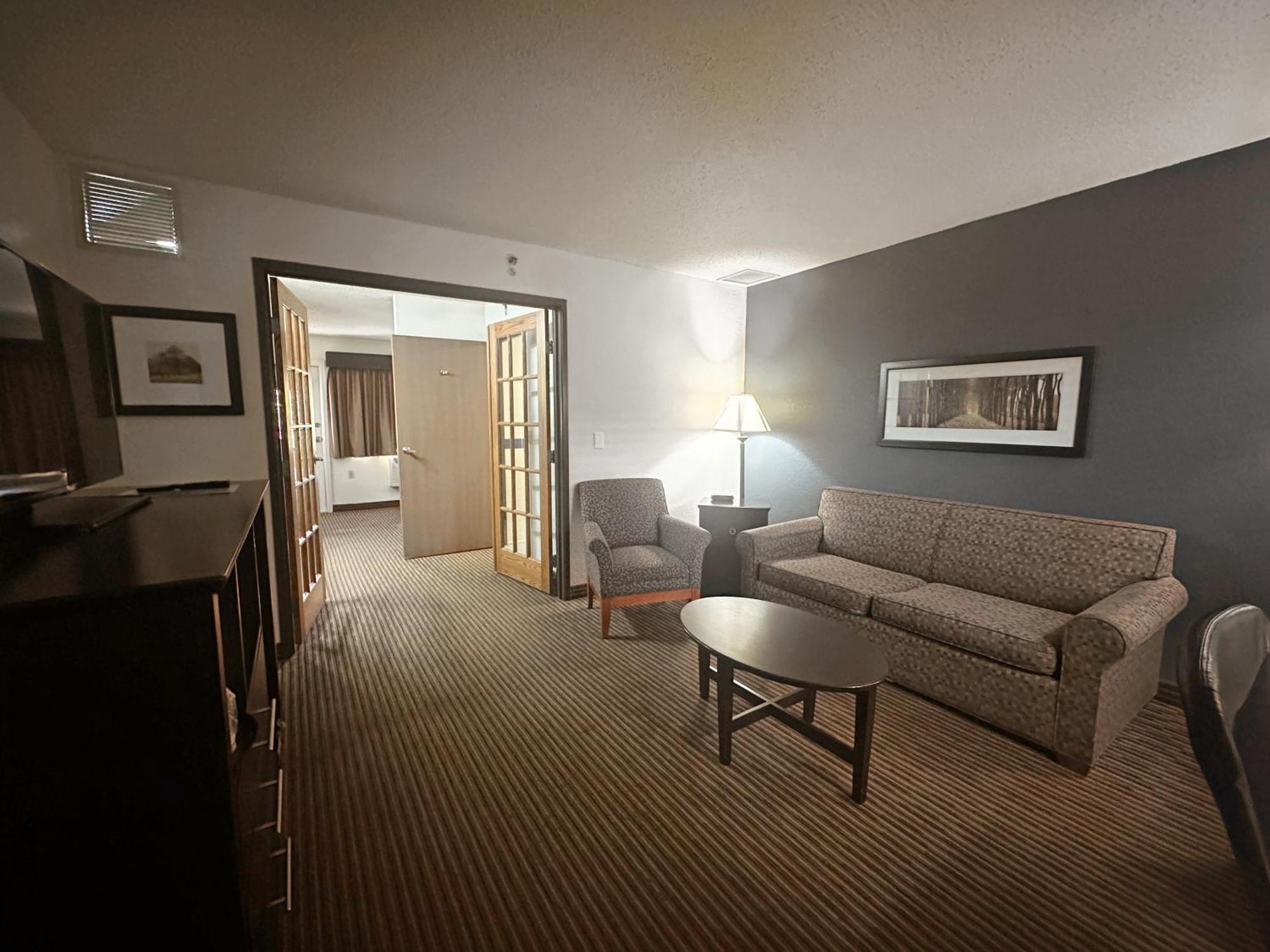 Americinn By Wyndham Menominee Exterior photo