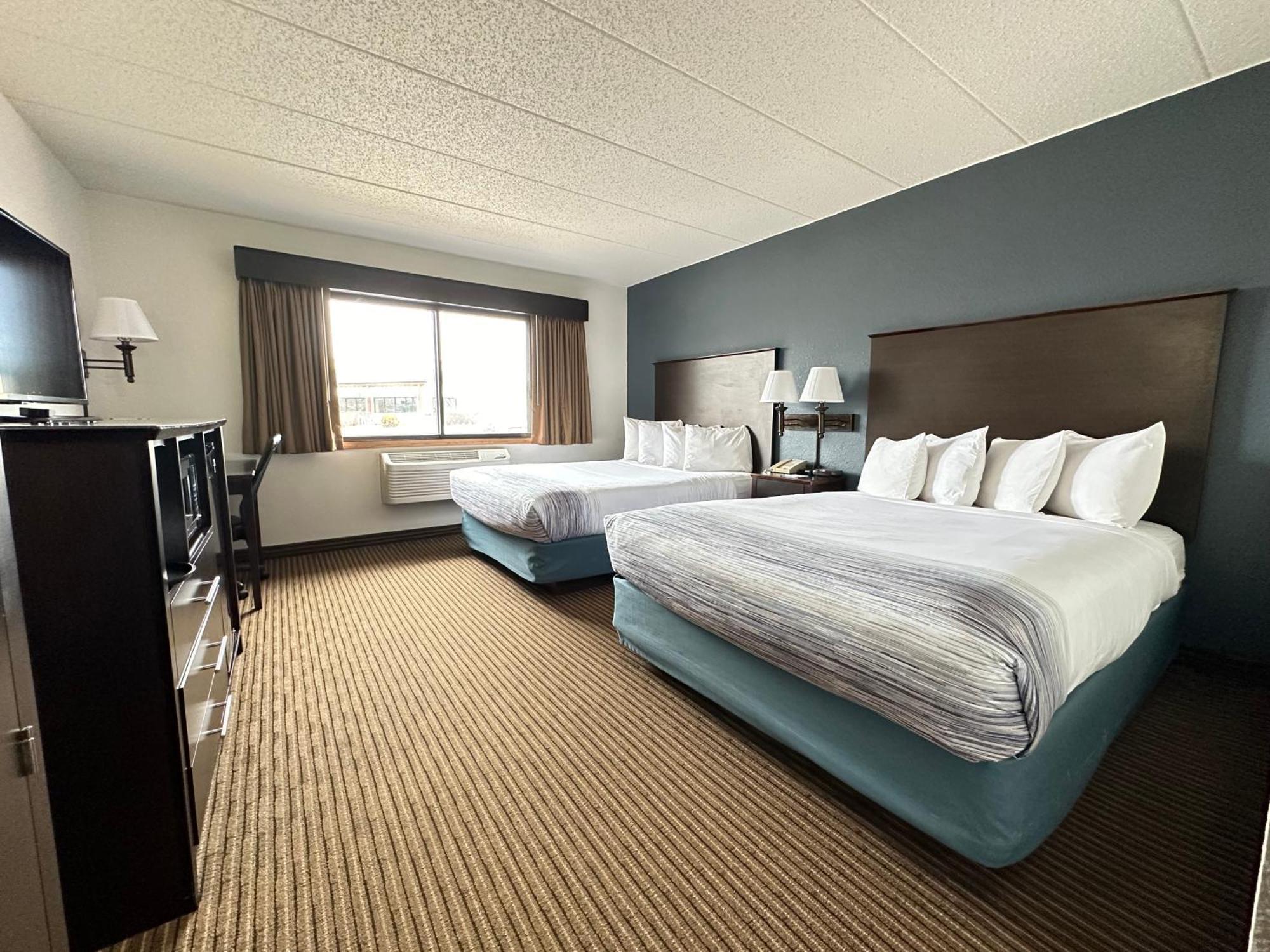 Americinn By Wyndham Menominee Exterior photo