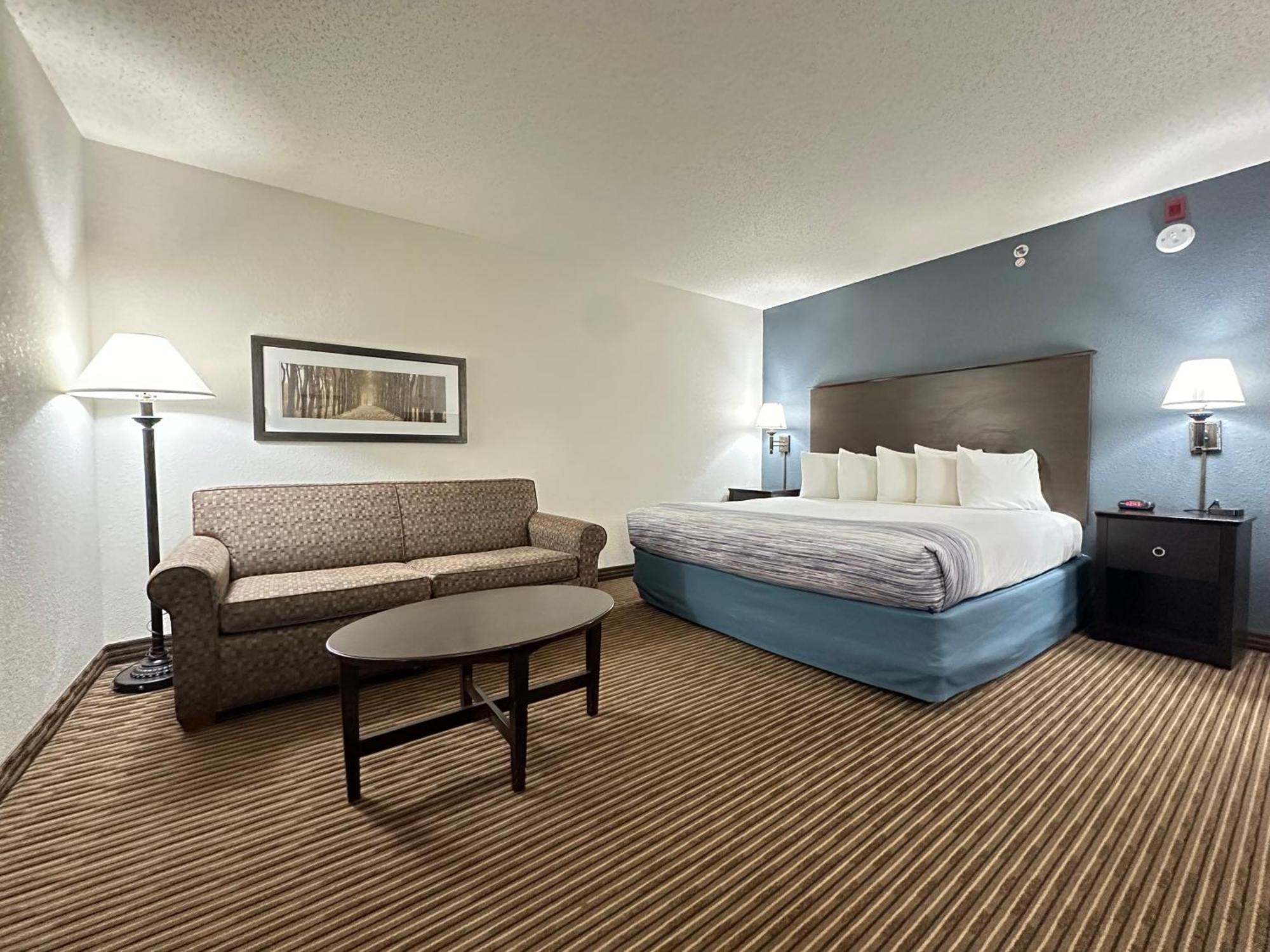 Americinn By Wyndham Menominee Exterior photo